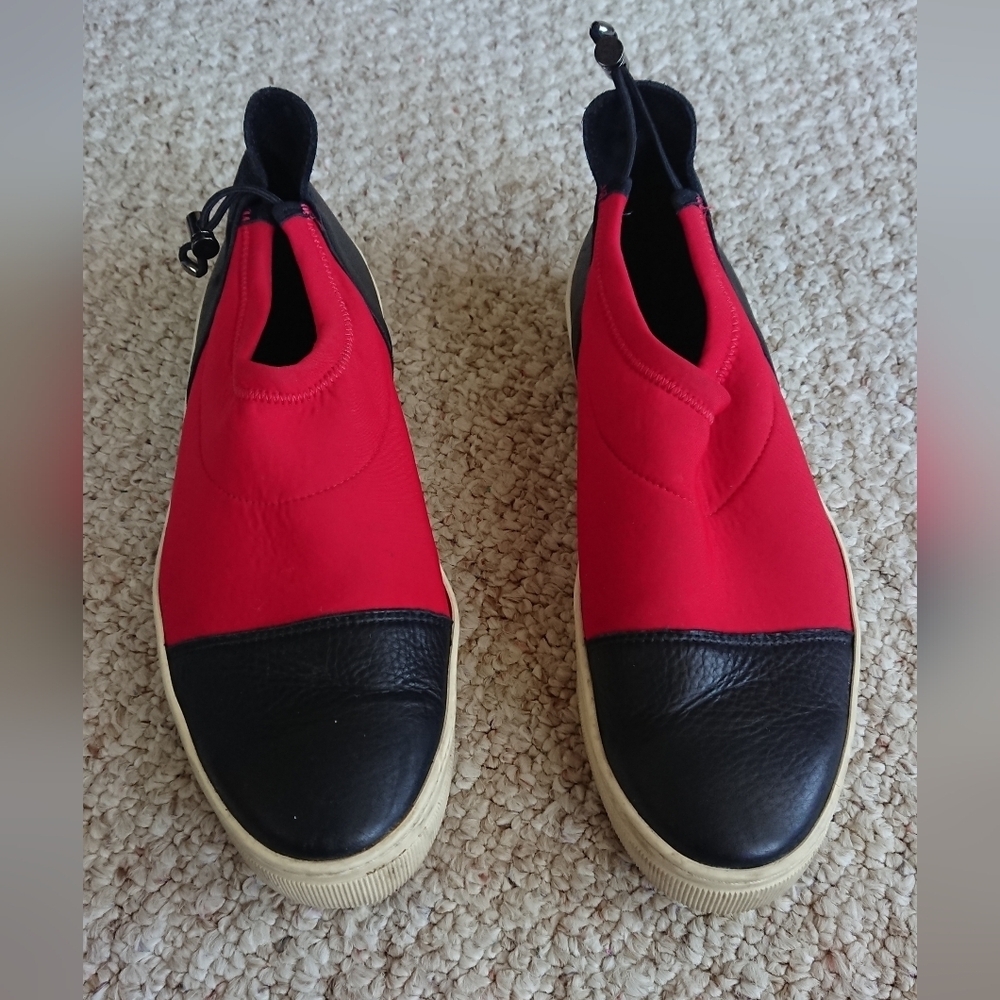 Arche Andkow Leather Sneaker in red and black size 9